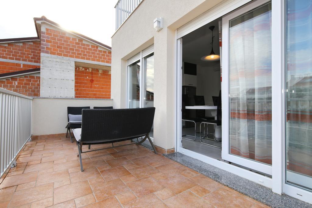 Apartments Matkovic Sveti Filip i Jakov Dış mekan fotoğraf