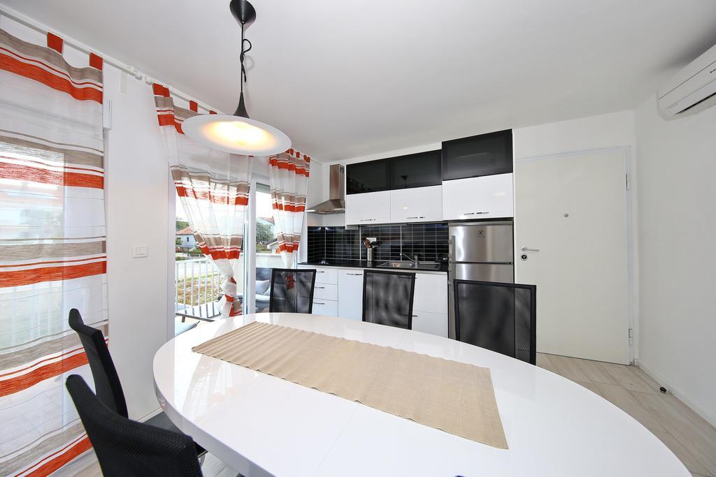 Apartments Matkovic Sveti Filip i Jakov Dış mekan fotoğraf